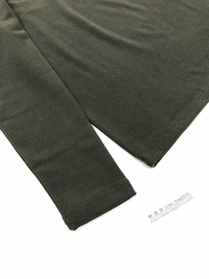 Burberry男裝 巴寶莉新款專屬TB貼飾半高領長袖打底衣 高版本男女同款  ydi3522